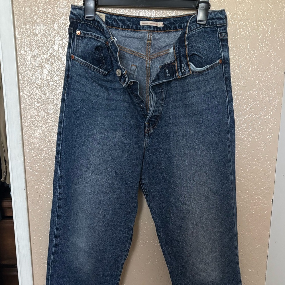Levi's Women's Ribcage Straight Leg Jeans in Dark Blue